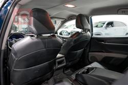 تۆیۆتا کامری